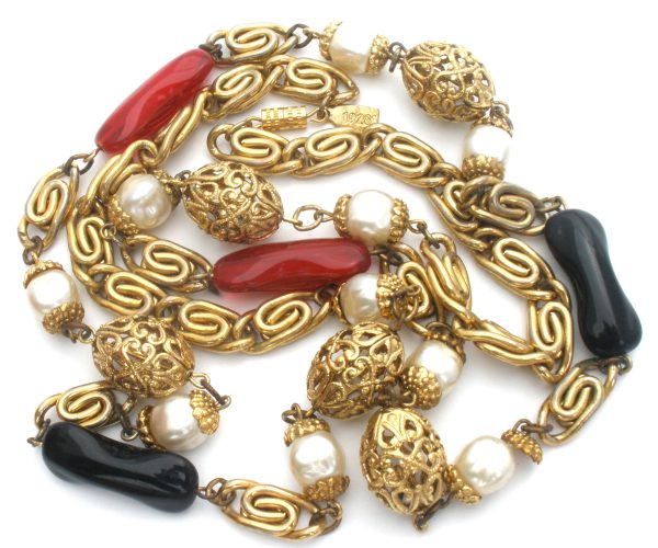 1928 Co Red & Black Gold Tone Necklace Online