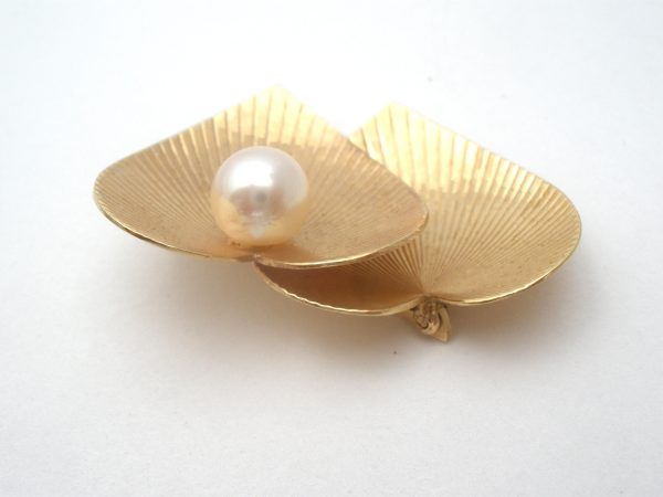 14K Gold Heart Brooch Pin With Pearl Vintage Online Sale