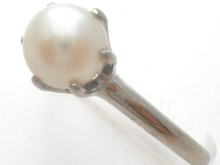 14K White Gold Pearl Ring Size 5 Hot on Sale