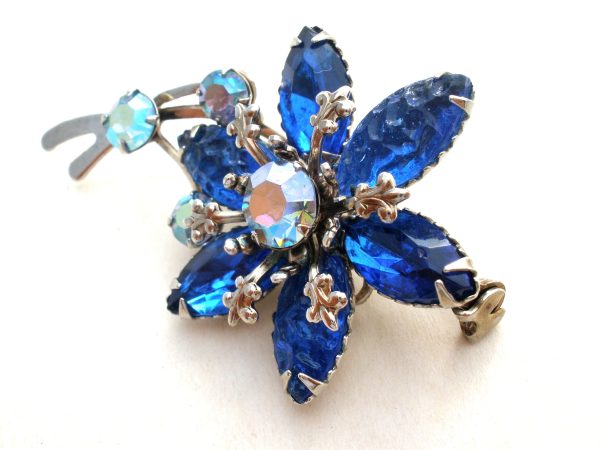 Blue Rhinestone Flower Brooch Pin Vintage Fashion