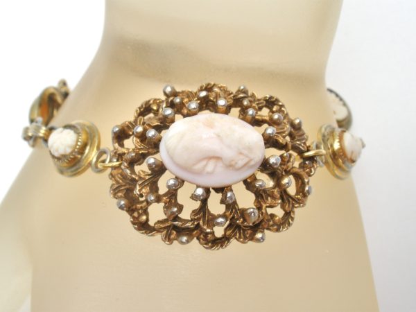 Vintage Hand Carved Cameo Bracelet 8  Cheap